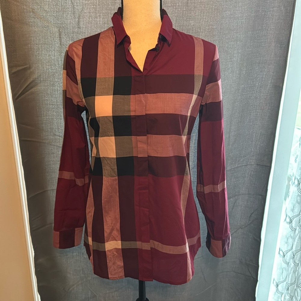 Burberry 100% cotton long sleeve button down women’s shirt